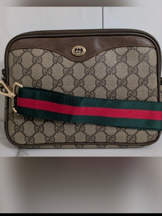 Handbags - Gucci Authentic Vintage Crossbody Bag